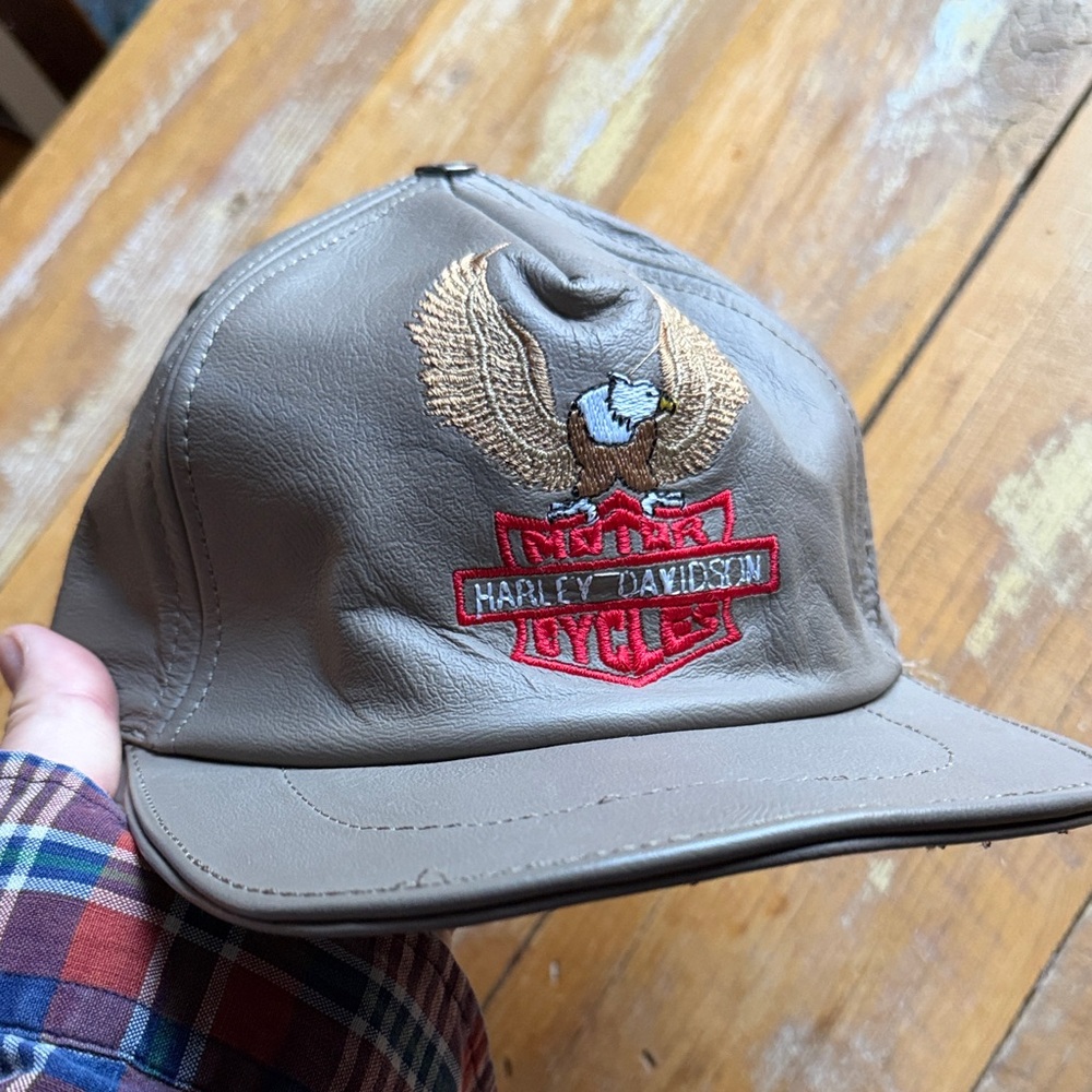 Harley-Davidson Brown Beige VINtAGE Leather Cap with Embroidered Logo